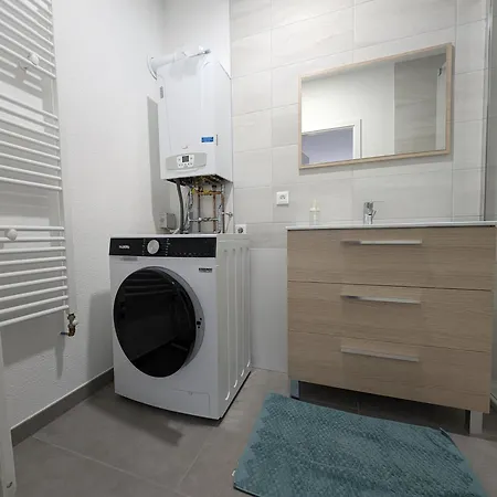 Apartamento 2 Apparts, Familles & Pros *